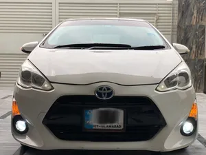 Toyota Aqua 2015 for Sale