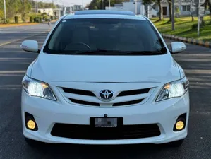 Toyota Corolla Altis SR Cruisetronic 1.6 2011 for Sale