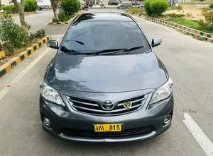 Toyota Corolla Altis Cruisetronic 1.8 2011 for Sale