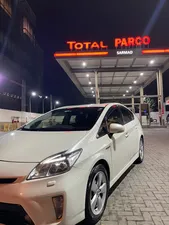 Toyota Prius G Touring Selection Leather Package 1.8 2014 for Sale