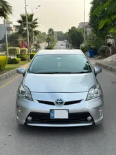 Toyota Prius S 2016 for Sale