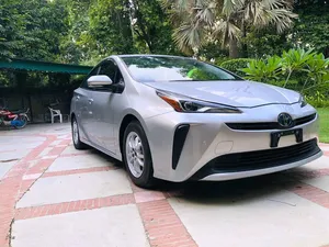 Toyota Prius S 2021 for Sale