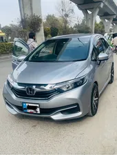 Honda Fit Shuttle Hybrid 2018 for Sale