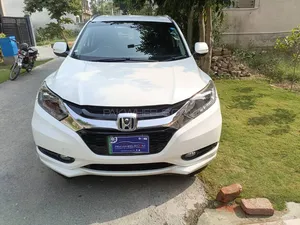 Honda Vezel Hybrid Z 2015 for Sale