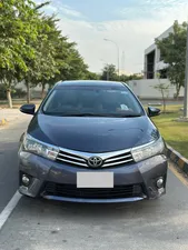 Toyota Corolla Altis Grande CVT-i 1.8 2015 for Sale