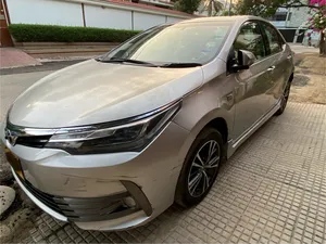 Toyota Corolla Altis Grande CVT-i 1.8 2018 for Sale