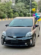 Toyota Prius G LED Edition 1.8 2015 for Sale