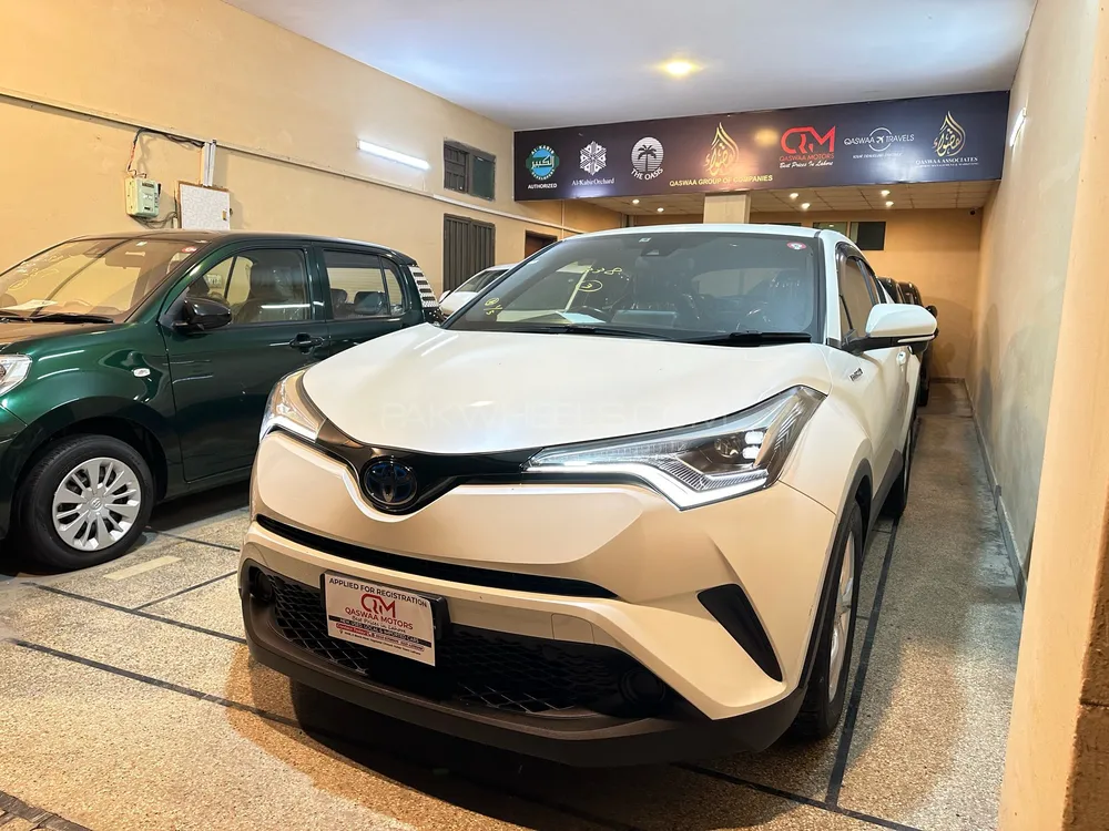 Toyota C-HR 2019 for Sale in Lahore Image-1