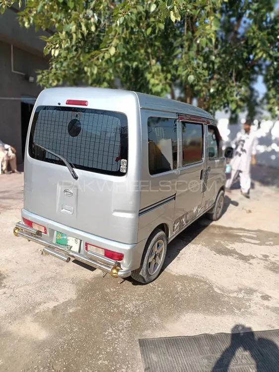 Daihatsu Hijet 2009 for Sale in Fateh Jang Image-1