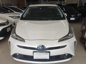 Toyota Prius S Touring Selection 2020 for Sale