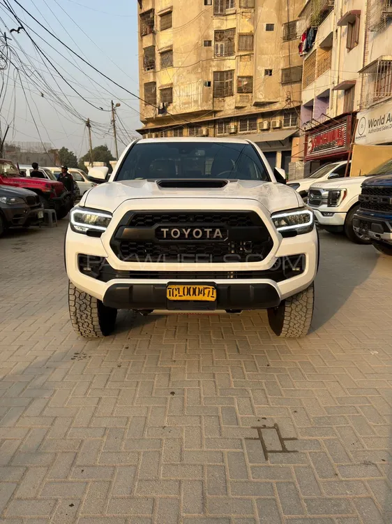 Toyota Tacoma 2021 for Sale in Karachi Image-1