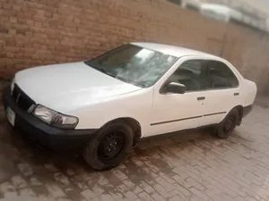 Nissan Sunny 2000 for Sale