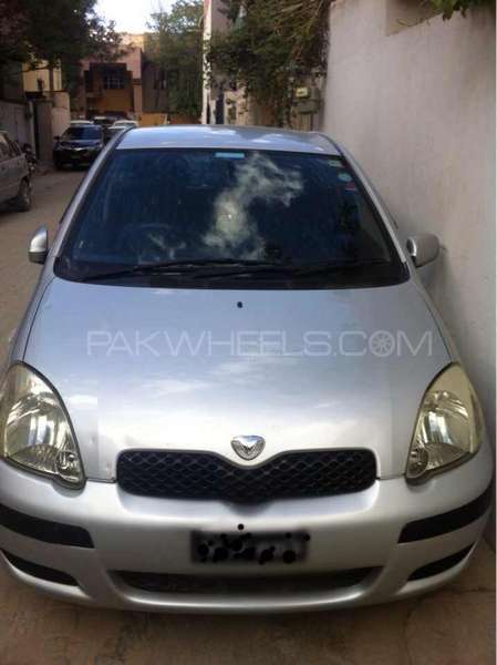 Toyota Vitz 2003 for Sale in Quetta Image-1