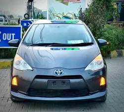 Toyota Aqua S 2013 for Sale