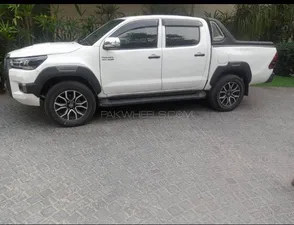 Toyota Hilux D-4D Automatic 2005 for Sale