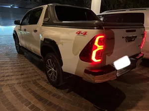 Toyota Hilux Revo V Automatic 2.8 2019 for Sale