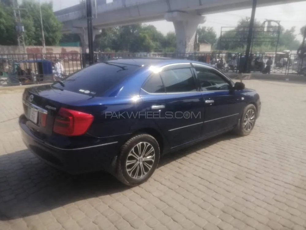 Toyota Premio 2006 for Sale in Peshawar Toyota Premio 2006 for Sale in Peshawar Image-5