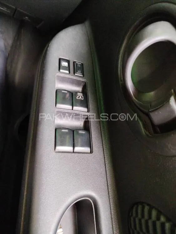 نسان مارچ 2014 for Sale in لاہور نسان مارچ 2014 for Sale in لاہور Image-12