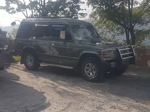 Mitsubishi Pajero Exceed 2.5D 1986 for Sale