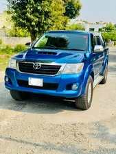 Toyota Hilux Invincible 2012 for Sale