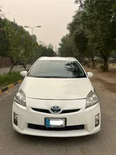 Toyota Prius S LED Edition 1.8 2011 for Sale