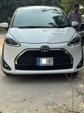 Toyota Sienta G 2020 for Sale