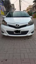 Toyota Vitz F 1.0 2012 for Sale