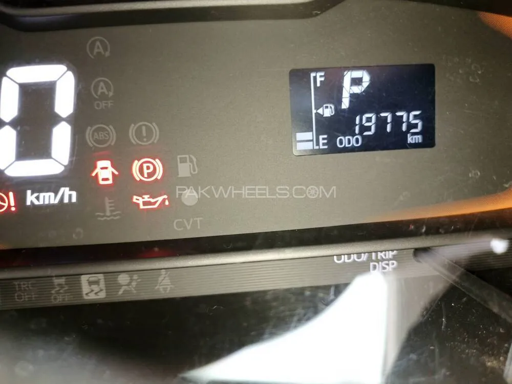Toyota Pixis Epoch 2021 for Sale in Lahore Toyota Pixis Epoch 2021 for Sale in Lahore Image-9
