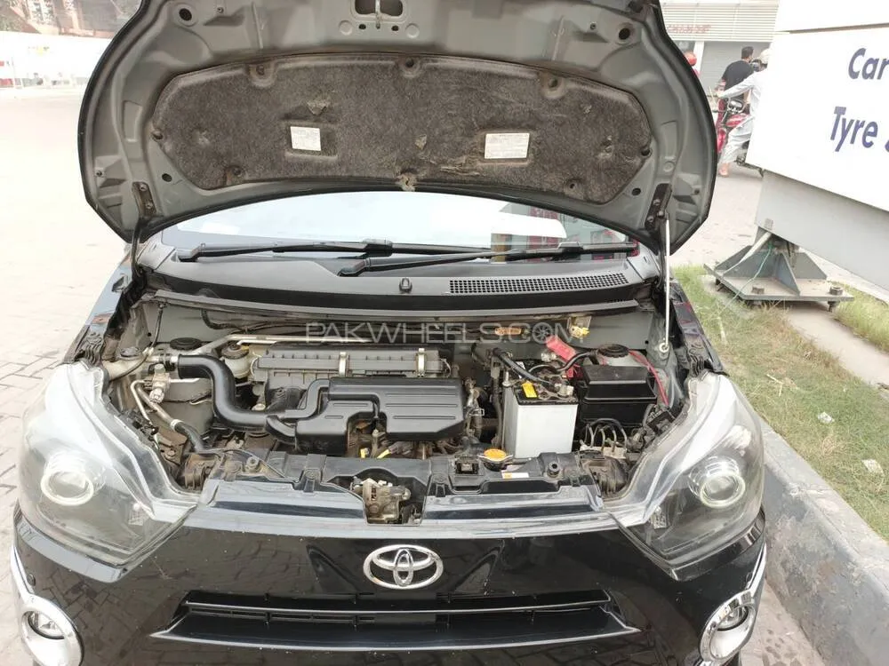 Toyota Pixis Epoch 2021 for Sale in Lahore Toyota Pixis Epoch 2021 for Sale in Lahore Image-8