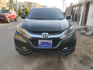 Honda Vezel Hybrid Z 2015 for Sale