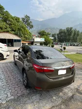 Toyota Corolla Altis Grande CVT-i 1.8 2016 for Sale