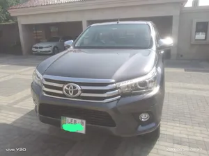 Toyota Hilux Revo V Automatic 2.8 2018 for Sale