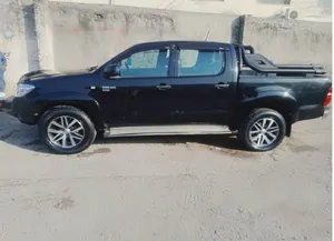 Toyota Hilux SR5 2010 for Sale