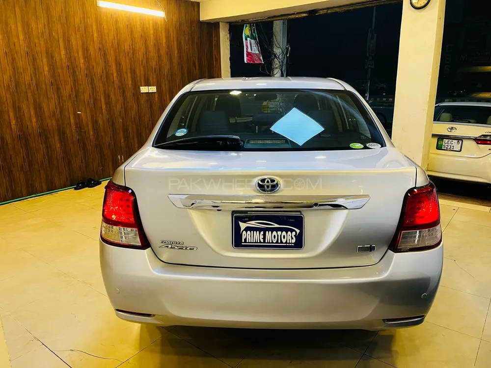Toyota Corolla Axio 2013 for Sale in Lahore Toyota Corolla Axio 2013 for Sale in Lahore Image-4