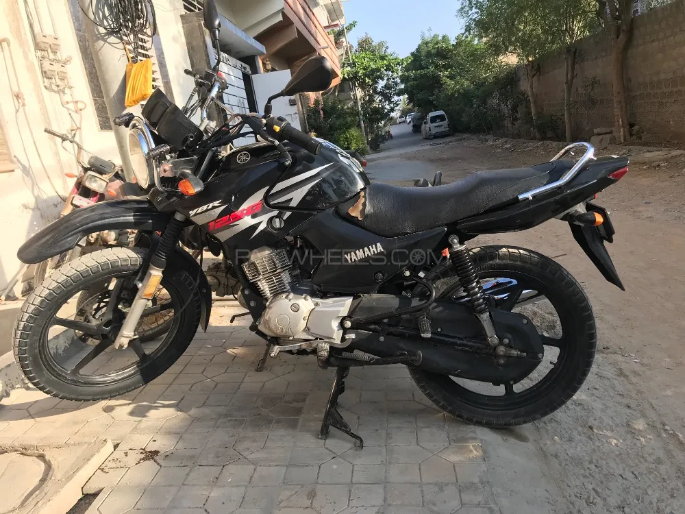 Used Yamaha YBR 125G 2017 Bike for sale in Karachi 634576 PakWheels