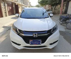 Honda Vezel Hybrid Z 2015 for Sale