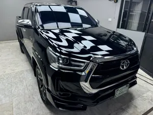 Toyota Hilux Revo V Automatic 2.8 2022 for Sale