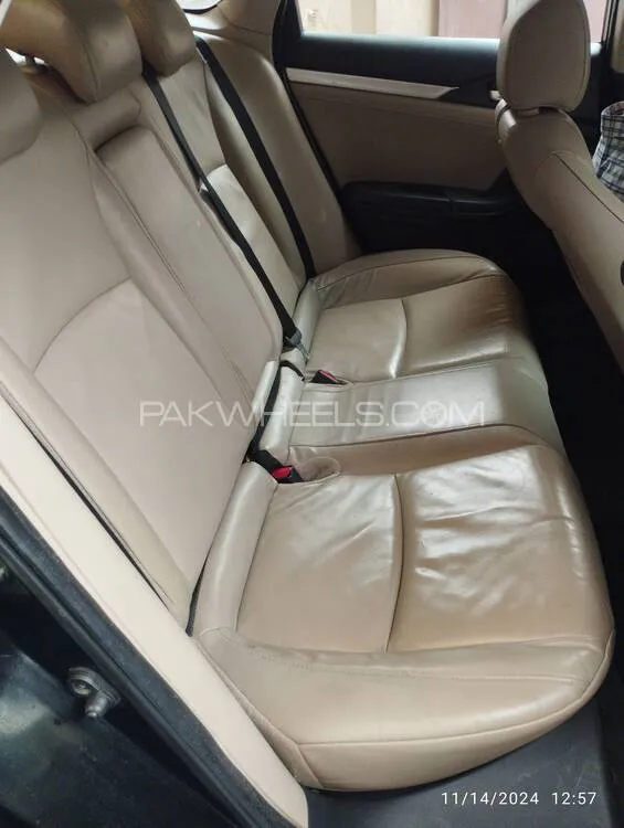 Honda Civic 2019 for Sale in Lahore Honda Civic 2019 for Sale in Lahore Image-11