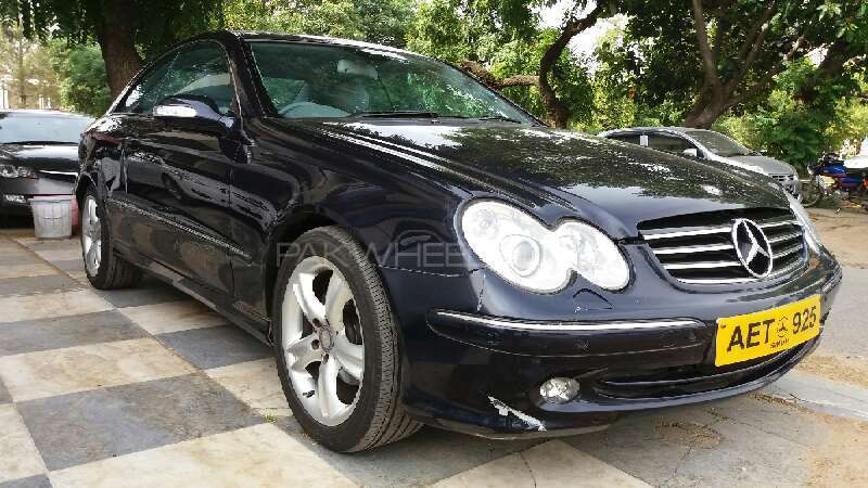 Mercedes Benz CLK Class 2002 for Sale in Islamabad Image-1