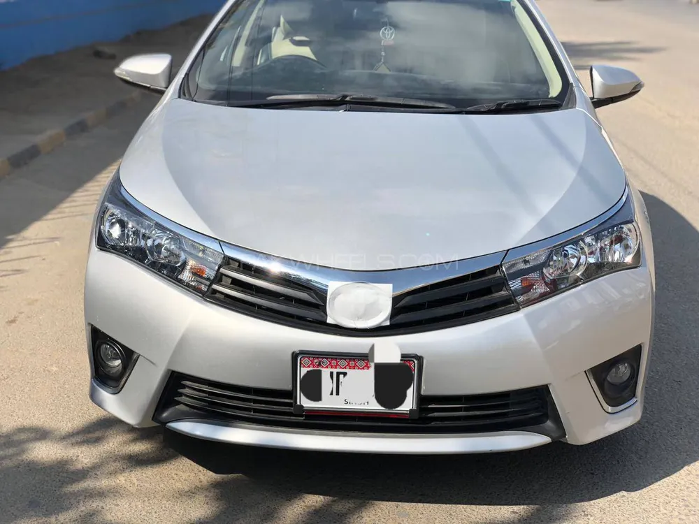 Toyota Corolla 2017 for Sale in Karachi Image-1