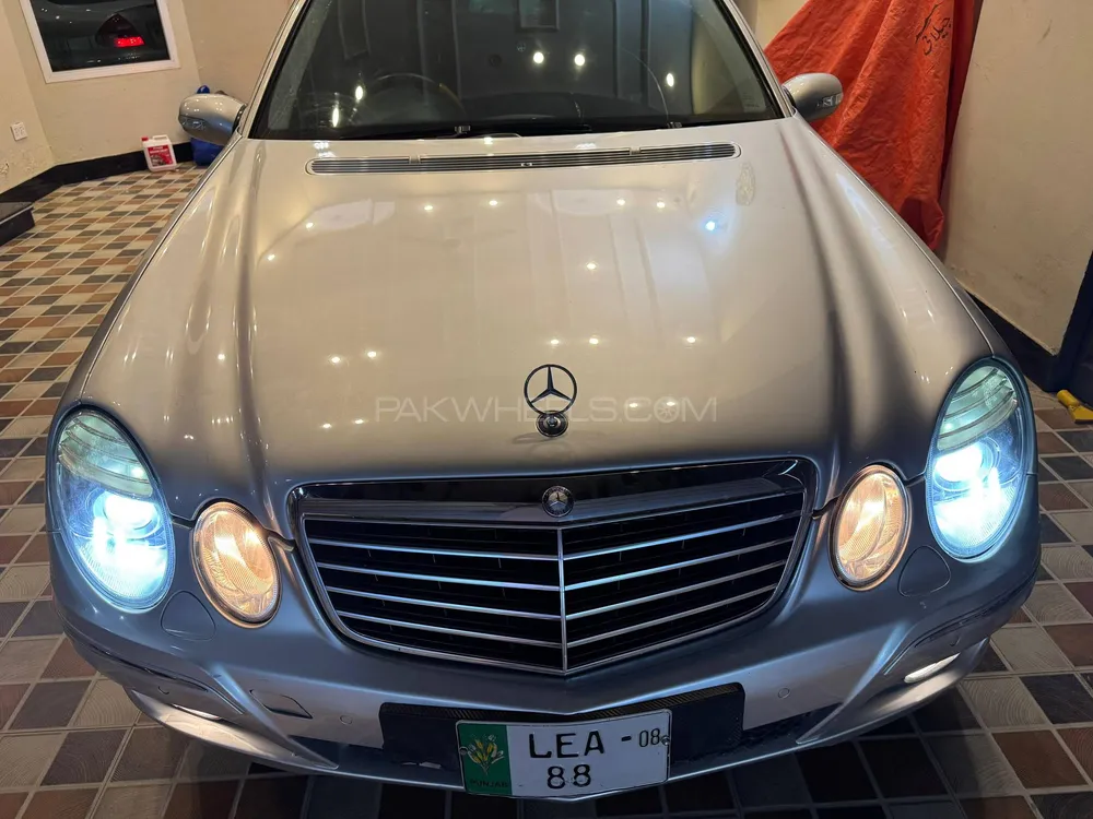 Mercedes Benz E Class 2005 for Sale in Sialkot Image-1
