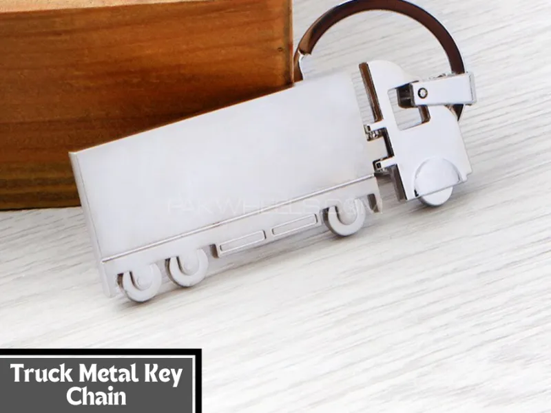 keychain New Jewelry 3D Truck Shaped Trendy Keyring | Keychain for Car Key Hold Image-1