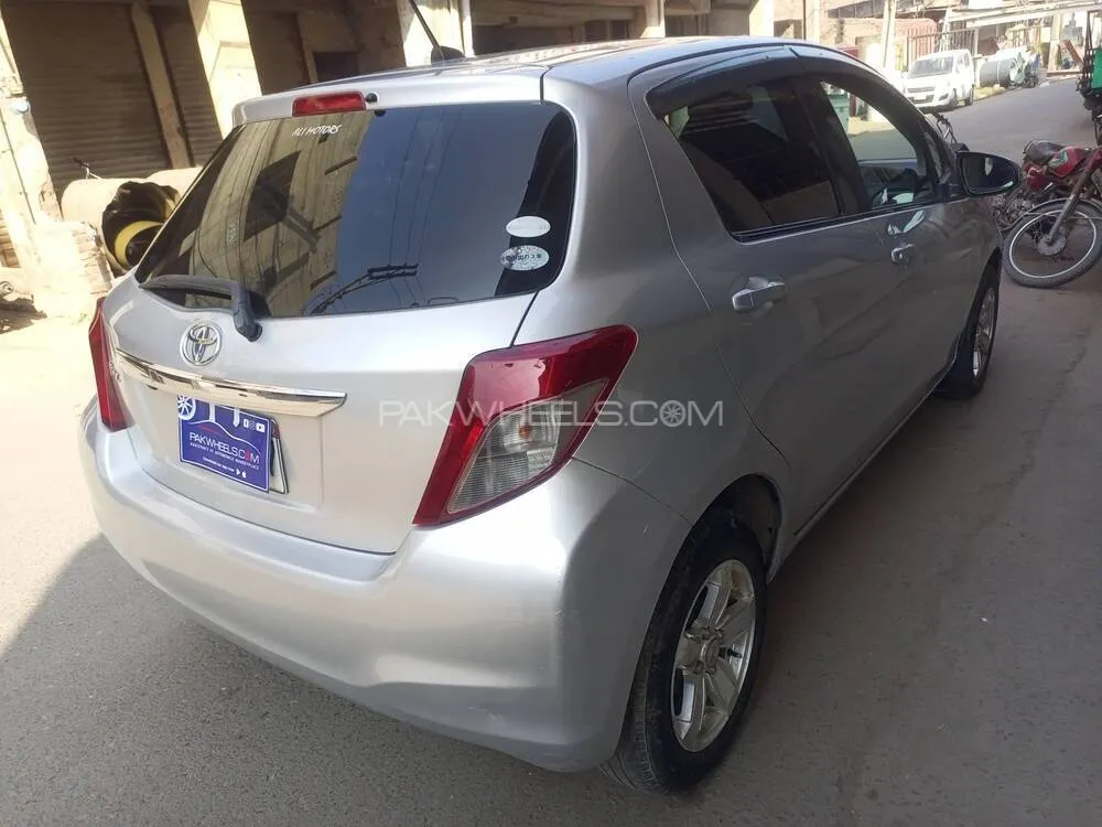 Toyota Vitz 2012 for Sale in Faisalabad Toyota Vitz 2012 for Sale in Faisalabad Image-4