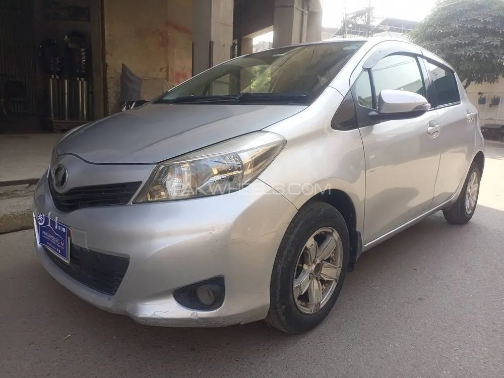 Toyota Vitz 2012 for Sale in Faisalabad Toyota Vitz 2012 for Sale in Faisalabad Image-3