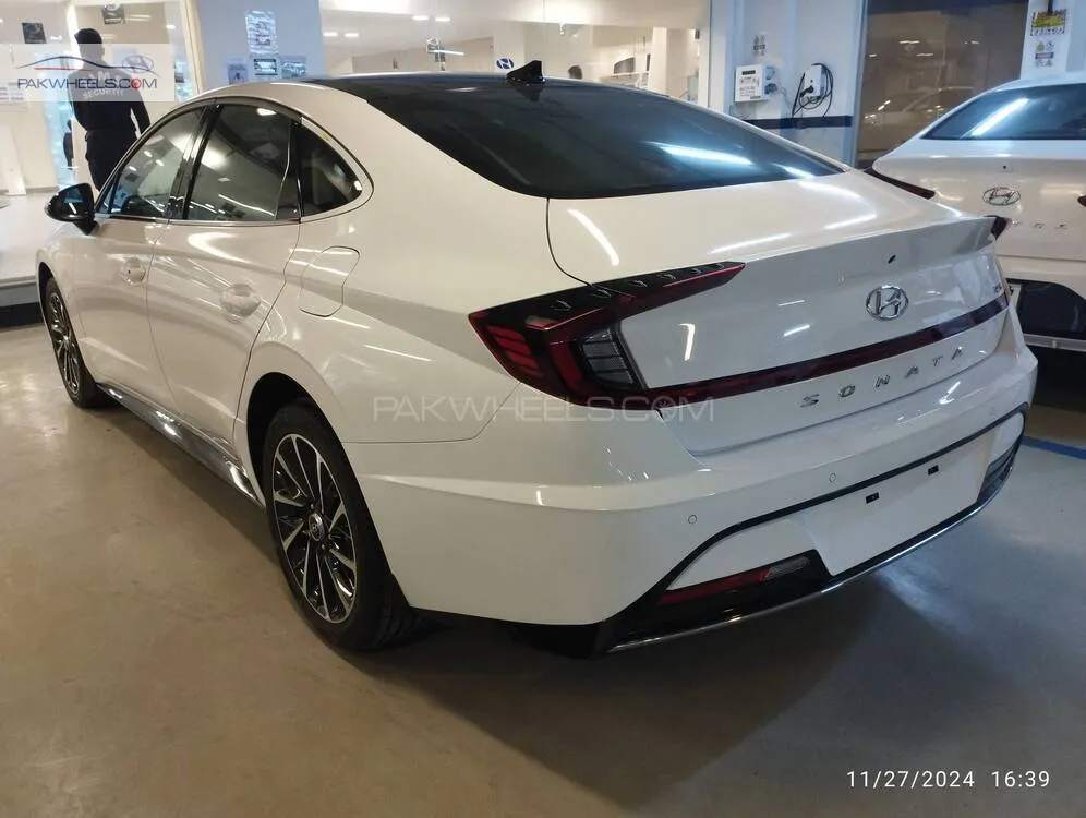 Hyundai Sonata 2023 for Sale in Lahore Hyundai Sonata 2023 for Sale in Lahore Image-5