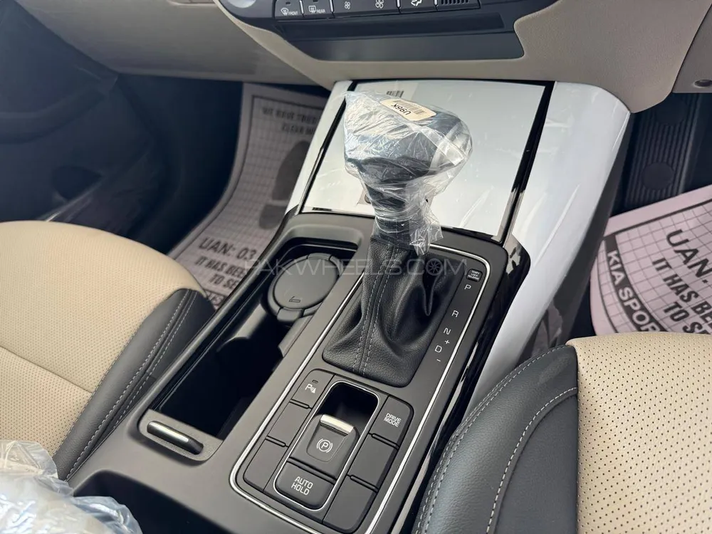 KIA Sorento 2024 for Sale in Sialkot KIA Sorento 2024 for Sale in Sialkot Image-7