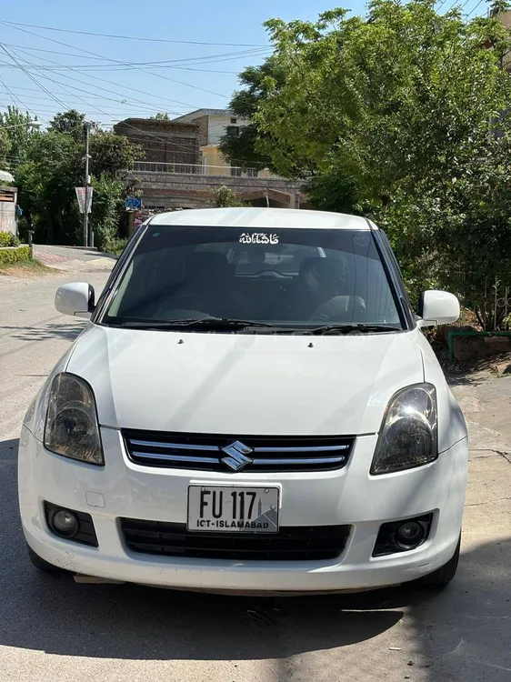 Suzuki Swift 2015 for Sale in Chakwal Image-1
