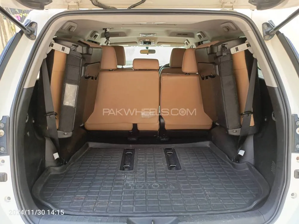 ٹویوٹا فورچیونر 2019 for Sale in کراچی ٹویوٹا فورچیونر 2019 for Sale in کراچی Image-7