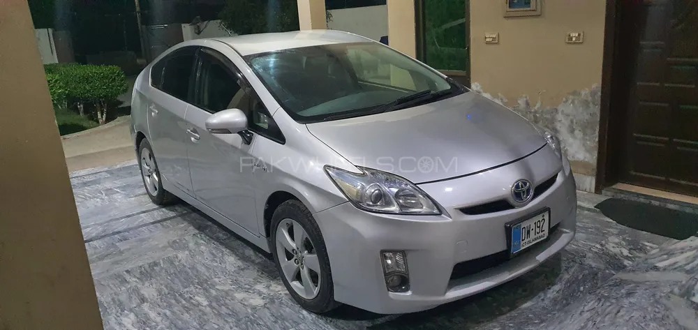 Toyota Prius 2011 for Sale in Faisalabad Image-1