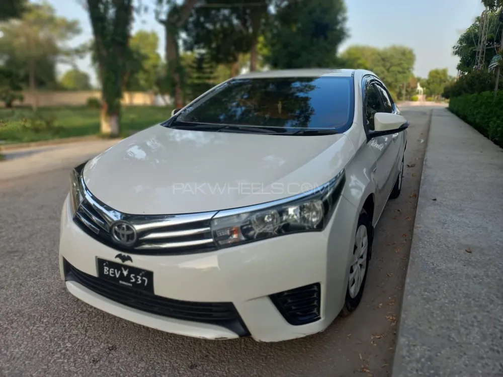 Toyota Corolla 2015 for Sale in Bahawalpur Image-1